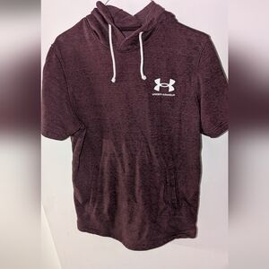 Under Armour Men's Burgundy Hoodie